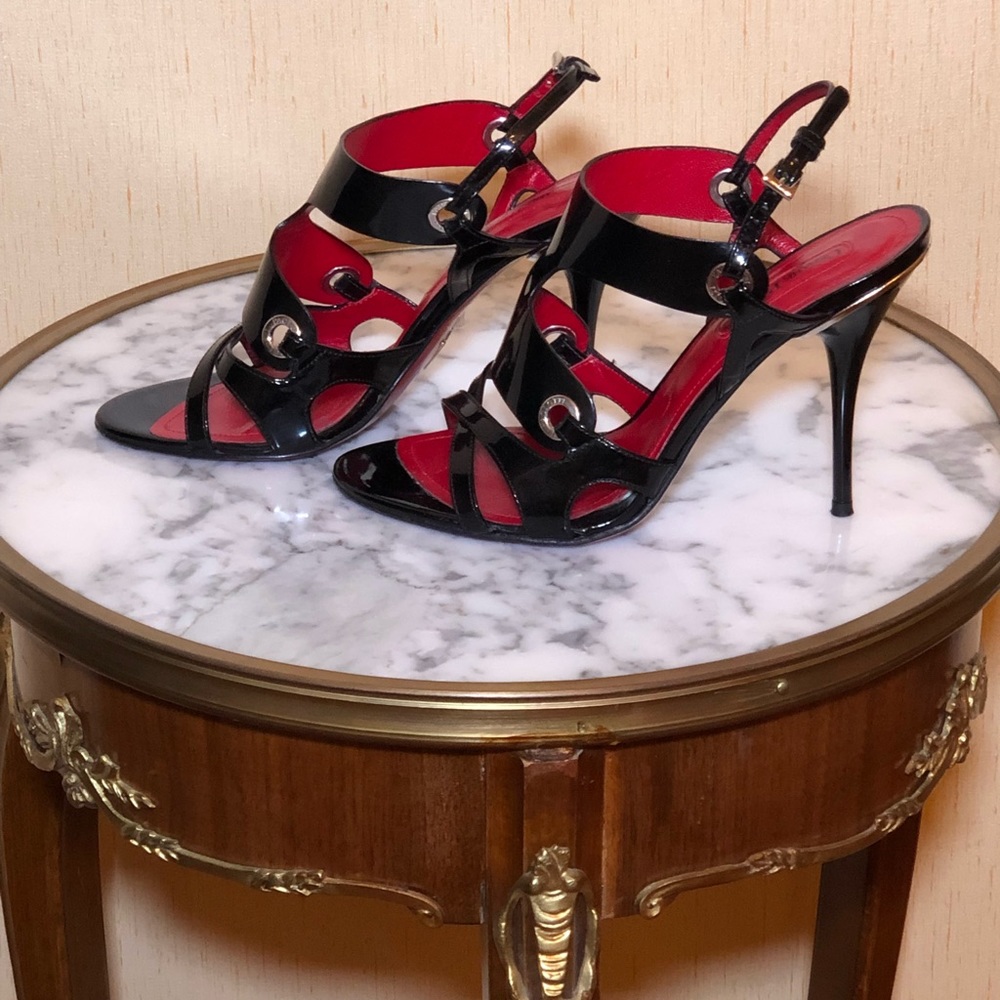 Cesare Pacioti Black Patent Leather Heels Sandals